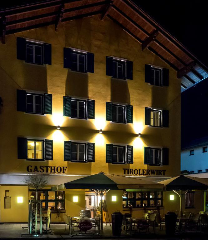 Hotel Gasthof Tirolerwirt Bischofshofen Exteriör bild