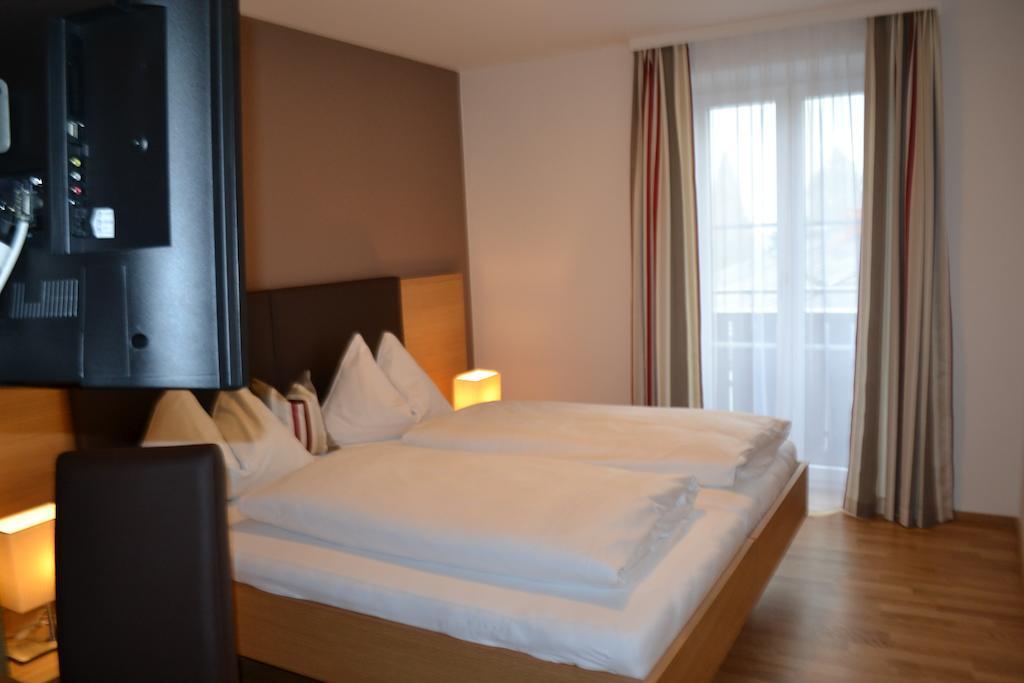 Hotel Gasthof Tirolerwirt Bischofshofen Rum bild